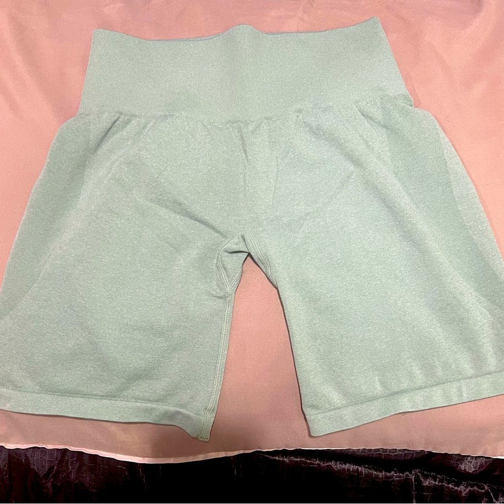 NVGTN SHORTS